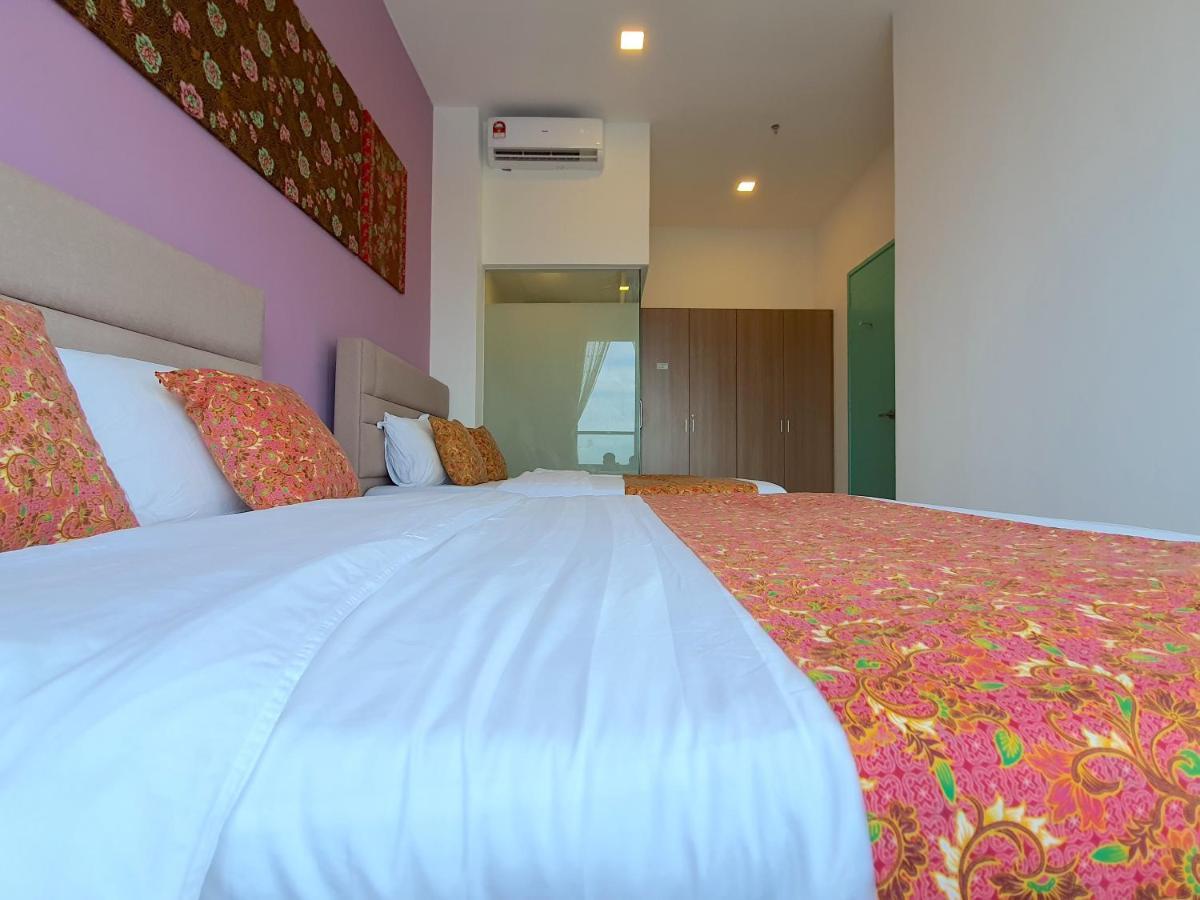 The Wave Aparthotel