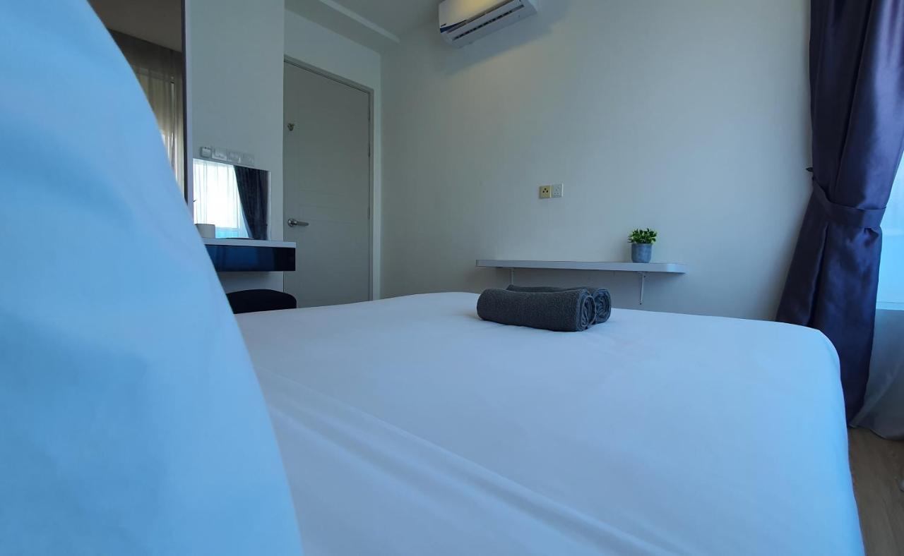 The Wave * Malacca